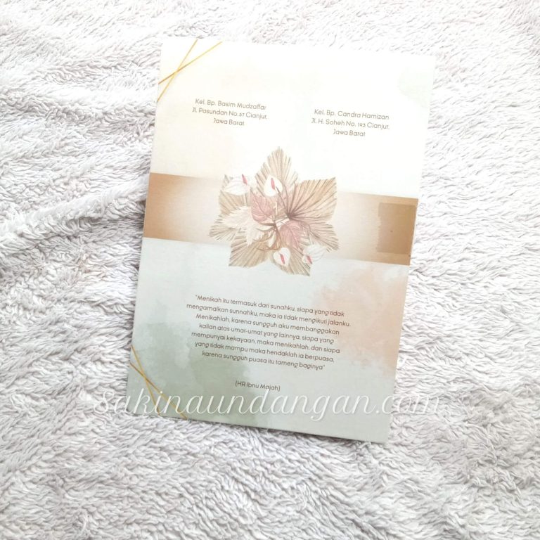 Cetak Undangan HC 176 - Sakina Undangan